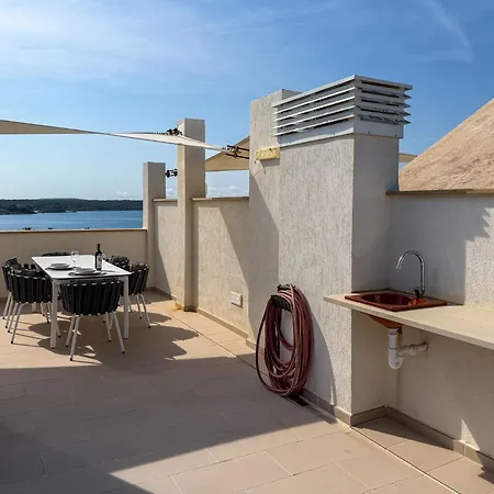 Ab Rosari Apartman